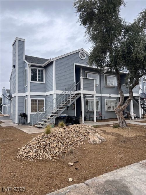 apt-2018-1963 Dwarf Star Dr, Las Vegas, NV, 89115-6217 | Card Image