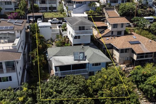 1925 Saint Louis Dr, Honolulu, HI, 96816-1934 | Card Image