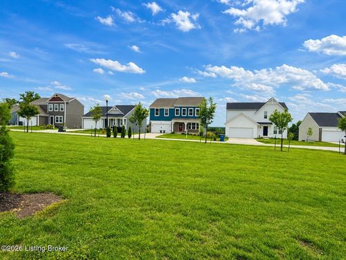 131 Marigold Way, Mt Washington, KY, 40047-7901 | Card Image