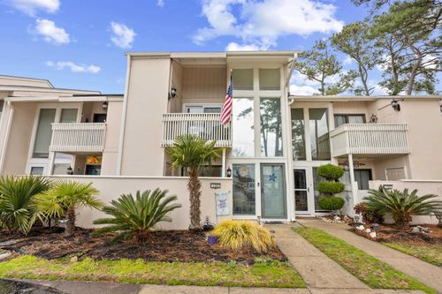 132-1000 11th Ave N, North Myrtle Beach, SC, 29582-2520 | Card Image