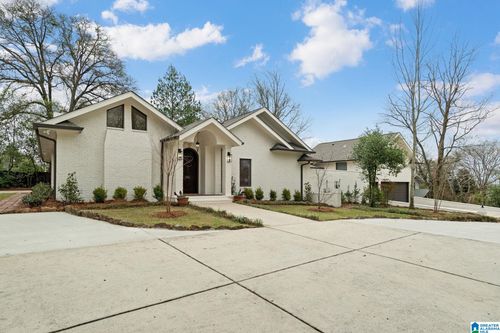901 Oaklawn Dr, Vestavia Hills, AL, 35216-2334 | Card Image