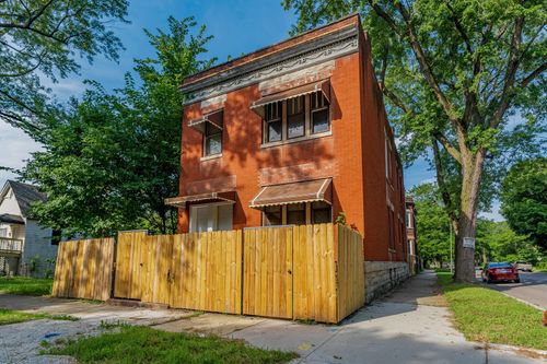 5300 S Peoria St, Chicago, IL, 60609-6121 | Card Image