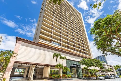 1707-440 Olohana St, Honolulu, HI, 96815-5901 | Card Image