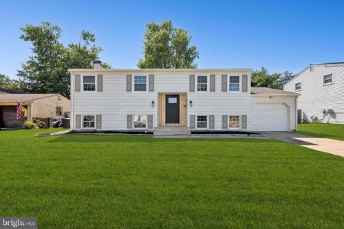 12 Antietam Dr, Clementon, NJ, 08021-2812 | Card Image