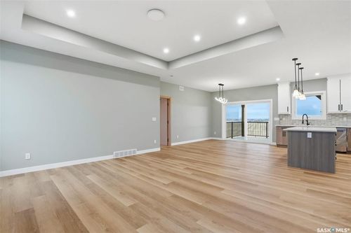 8 Cardinal Dr, Rm Of Dundurn, SK, S7C0C3 | Card Image