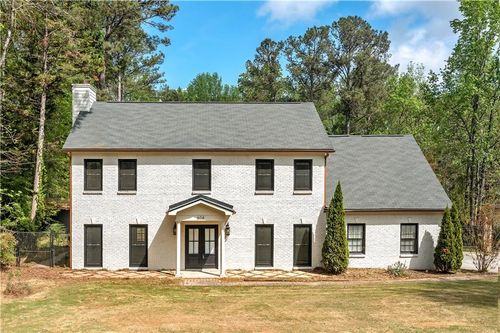 604 Country Lake Dr, Hampton, GA, 30228-2602 | Card Image