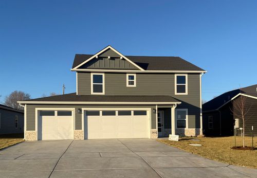 2816 S Maize Ct, Wichita, KS, 67215-8915 | Card Image