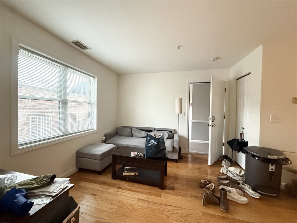 Residential Lease in Cambridge 3
