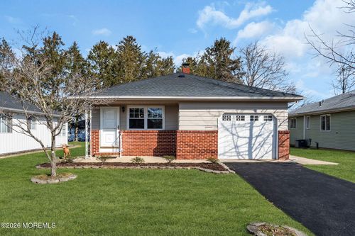 336 Saint Thomas Dr, Toms River, NJ, 08757-4651 | Card Image