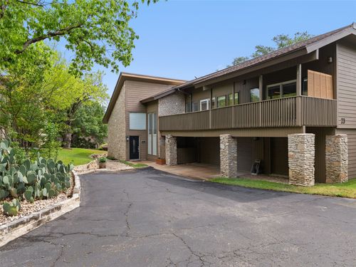 23 Stoney Creek Cv, Lakeway, TX, 78734-5109 | Card Image