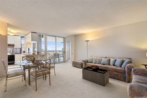 apt-3402-1212 Nuuanu Ave, Honolulu, HI, 96817-4038 | Card Image
