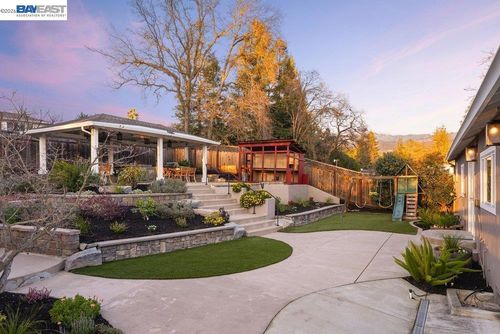 109 Feliz Ct, Danville, CA, 94526-1609 | Card Image