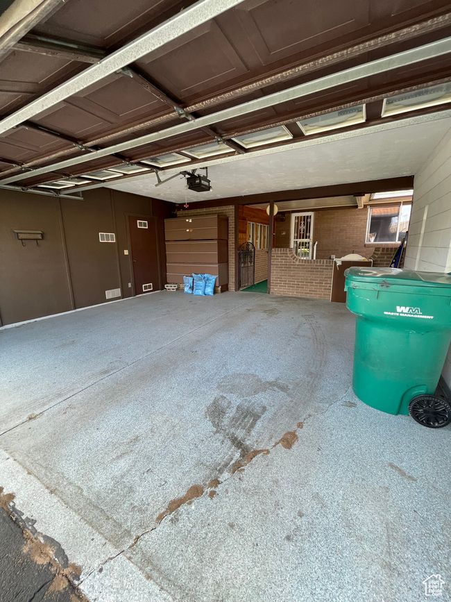 884 E 5575 S, Condo with 2 bedrooms, 1 bathrooms and 2 parking in South Ogden UT | Image 19
