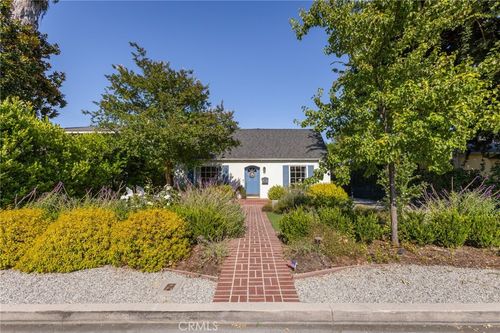 4852 Ben Ave, Valley Village, CA, 91607-3707 | Card Image