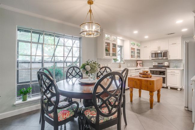 512 N Parkridge Dr, House other with 4 bedrooms, 3 bathrooms and null parking in Mansfield TX | Image 15