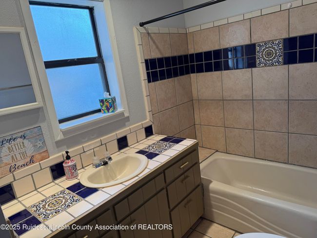 1 - 433 W 2 Nd St, Home with 3 bedrooms, 2 bathrooms and null parking in Capitan NM | Image 24