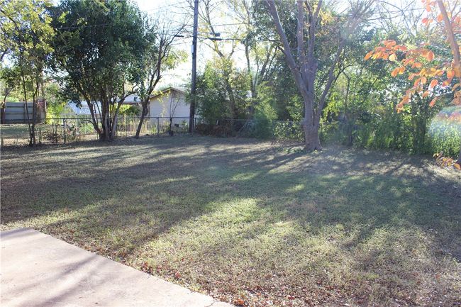 2303 Towbridge Cir, House other with 3 bedrooms, 2 bathrooms and null parking in Austin TX | Image 17