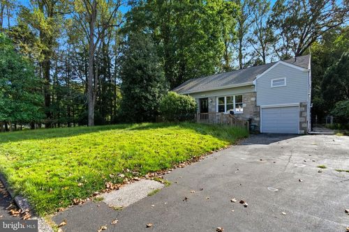 620 Constitutional Dr, WARMINSTER, PA, 18974-5419 | Card Image