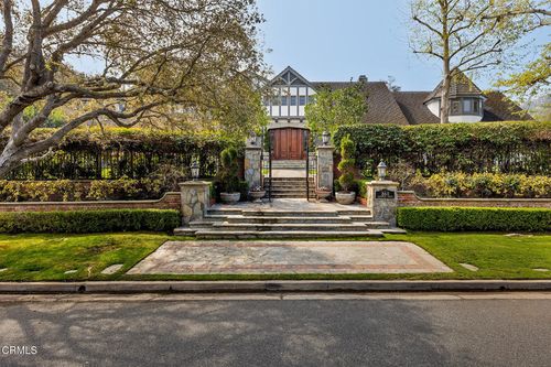 860 Flintridge Ave, La Canada Flintridge, CA, 91011 | Card Image