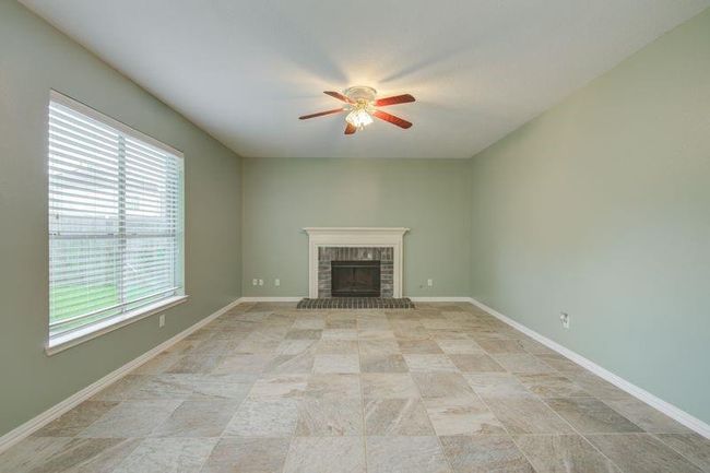 2917 Veva Dr, House other with 4 bedrooms, 3 bathrooms and 2 parking in Pearland TX | Image 19