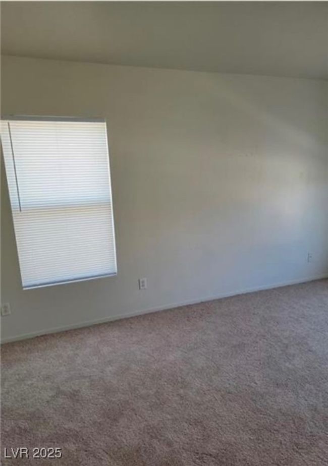 UNIT-101 - 6425 Extreme Shear Ave, Townhouse with 2 bedrooms, 2 bathrooms and null parking in Henderson NV | Image 7