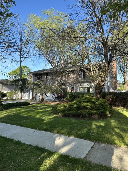 23 Algonquin Ln, Commack, NY, 11725-4601 | Card Image