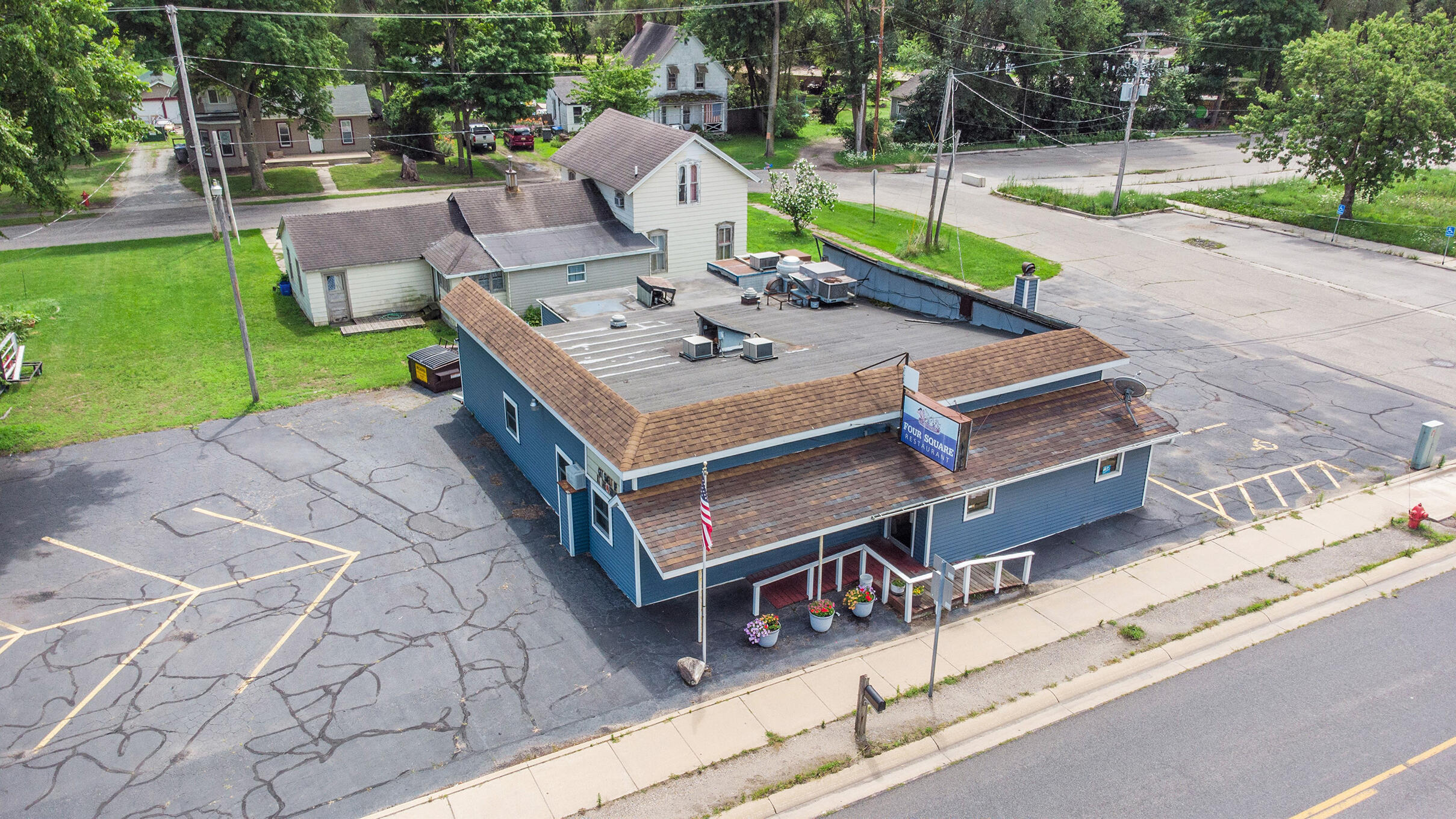 69213 M 62, Edwardsburg, MI 49112