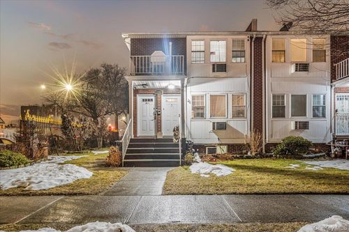 93-03 90th Ave, Woodhaven, NY, 11421-2751 | Card Image