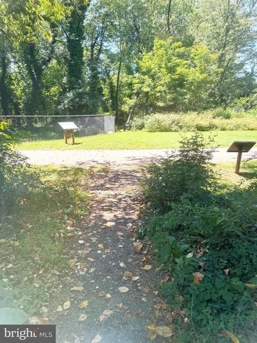 165 Fairfield Dr, WARRENTON, VA, 20186-3624 | Card Image