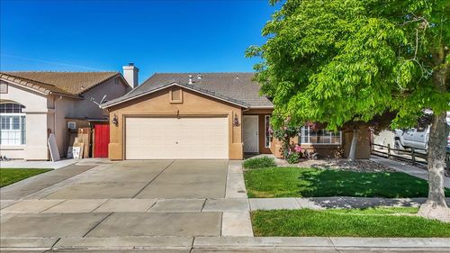 5927 Westminster Ct, Riverbank, CA, 95367-9671 | Card Image