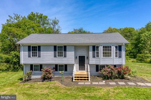 9123 Old Turnpike Rd, CULPEPER, VA, 22701-5637 | Card Image