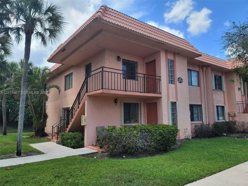 201-213 Lakeview Dr, Weston, FL, 33326-1029 | Card Image