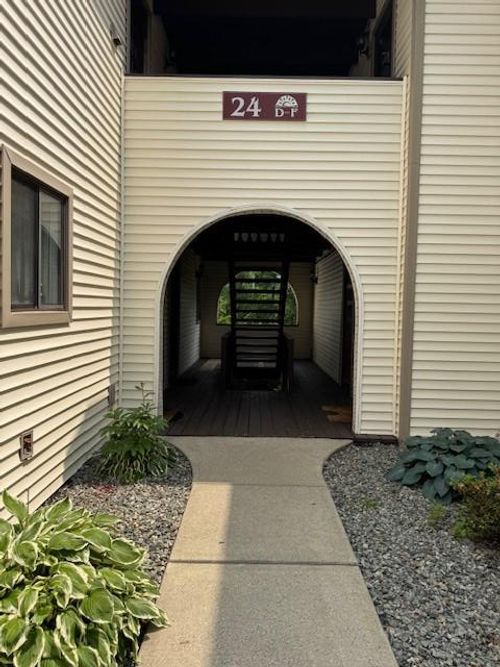 unit-3f-24 Village Park Dr, Fishkill, NY, 12524-3615 | Card Image