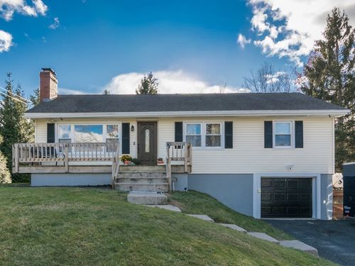7 Kaolin Rd, Blandford, MA, 01008-9506 | Card Image