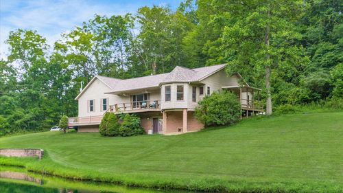 4101 Oak Ridge Ln, Cambridge, OH, 43725-8924 | Card Image