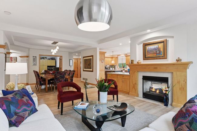 UNIT-301 - 11484 Fairfield Rd W, Condo with 2 bedrooms, 2 bathrooms and null parking in Minnetonka MN | Image 6
