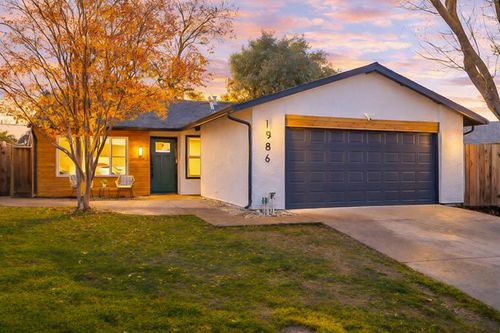 1986 Camperdown Way, San Jose, CA, 95121-1413 | Card Image