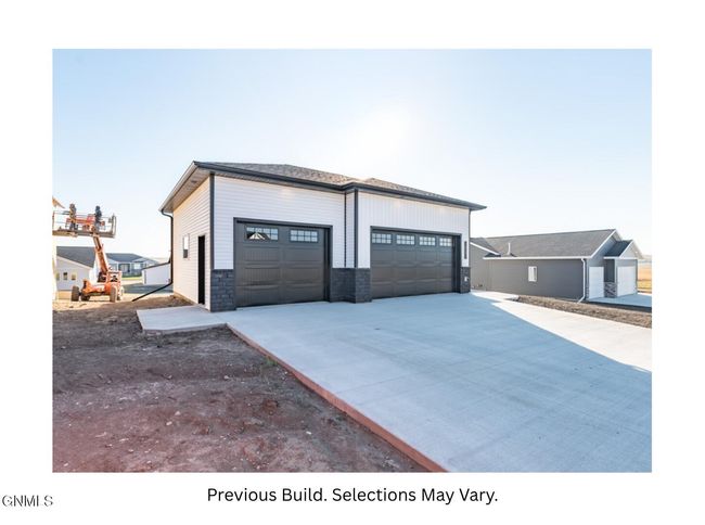 2011 Monarch Ave, House other with 5 bedrooms, 3 bathrooms and null parking in Bismarck ND | Image 6