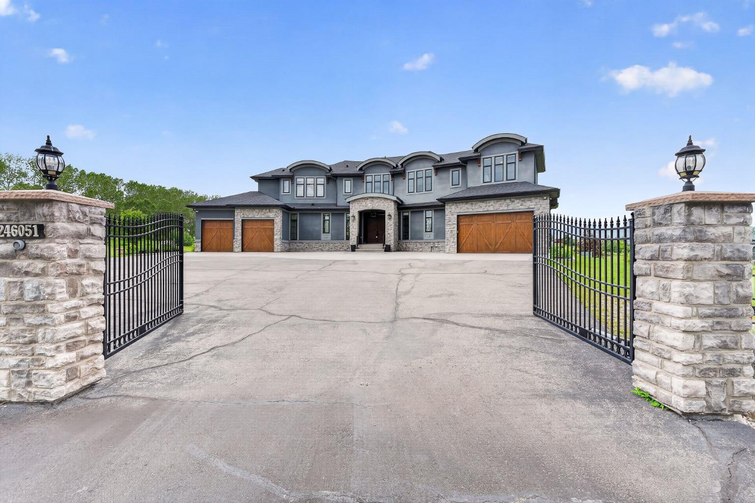 Residential in Rural Foothills County 4