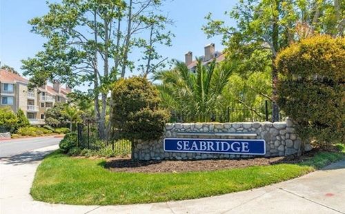 d312-20310 Bluffside Cir, Huntington Beach, CA, 92646-8520 | Card Image