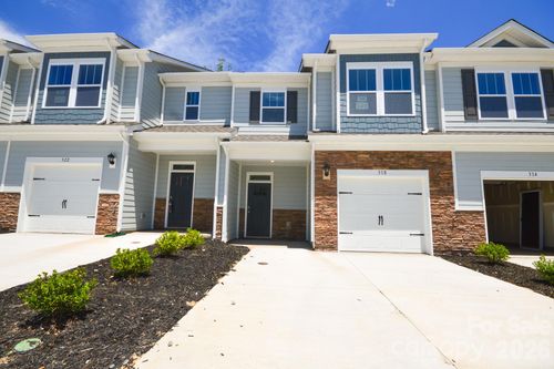 405 Creekview Rd, Hendersonville, NC, 28792-0679 | Card Image