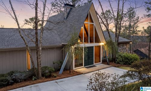 3113 Renfro Rd, Vestavia Hills, AL, 35216-4124 | Card Image