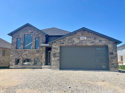 632 26th Ave, Hanover, ON, N4N0C2 | Card Image