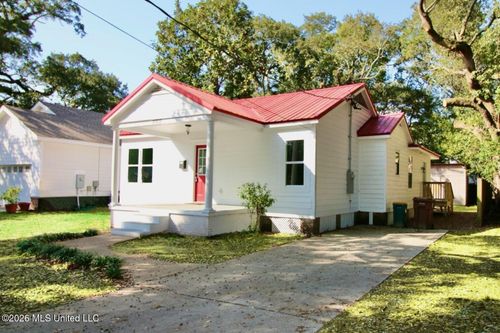 1050 Frank P Corso St, Biloxi, MS, 39530-1919 | Card Image