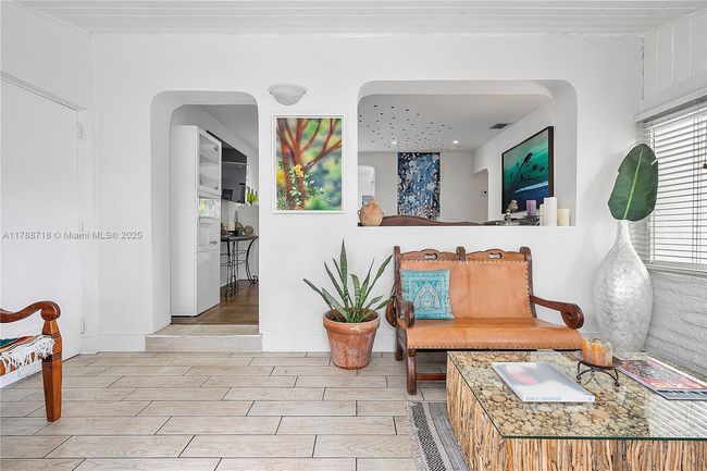 1055 Ne 120 Th St, House other with 4 bedrooms, 2 bathrooms and null parking in Biscayne Park FL | Image 6