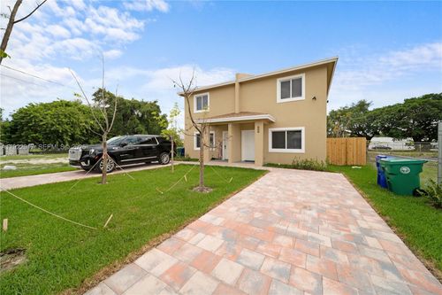 1770 Nw 55th St, Miami, FL, 33142-3036 | Card Image