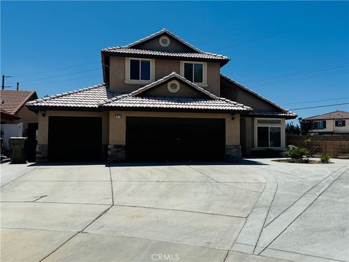 8911 Glenwood Ave, Hesperia, CA, 92344-8275 | Card Image
