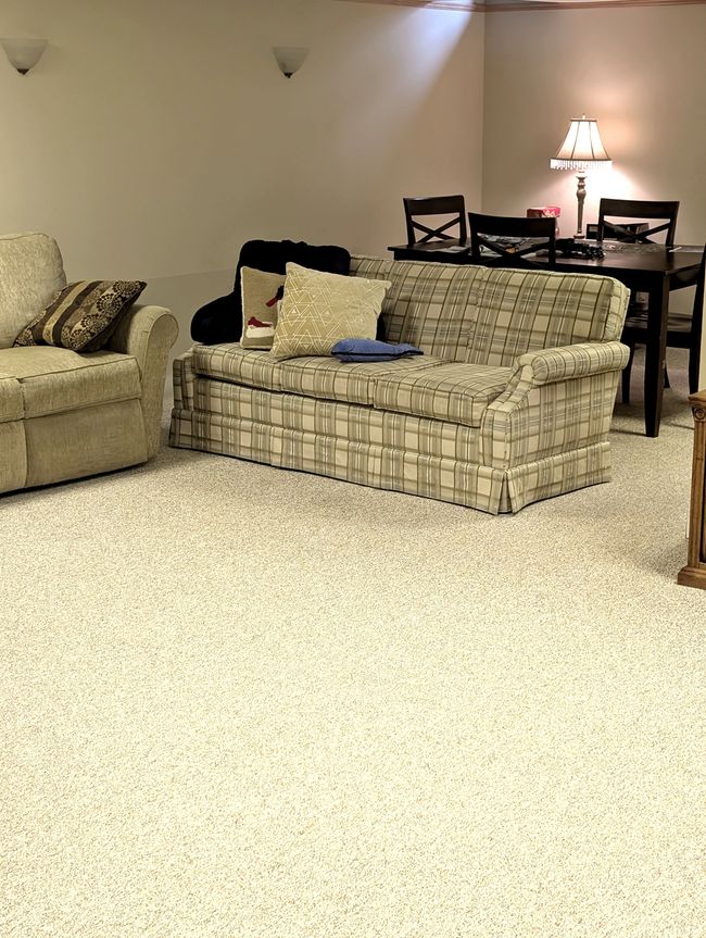 Lots of room for entertaining | Image 28