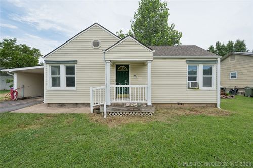 611 6th St, Chelsea, OK, 74016-1441 | Card Image