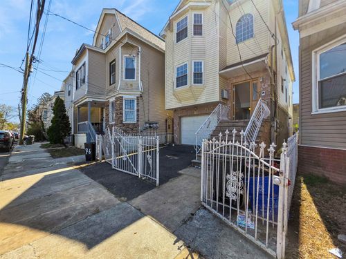 78 Beverly St, Newark, NJ, 07108-1038 | Card Image